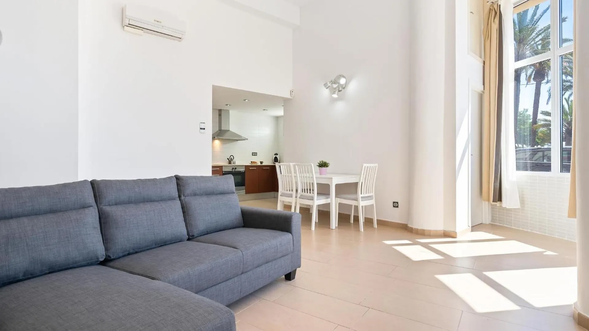 Loft Contemporary 1 Min Beach Mataró 0*,  Spanien