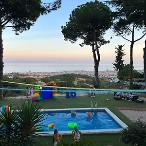  Lodge Maresme & Rosa